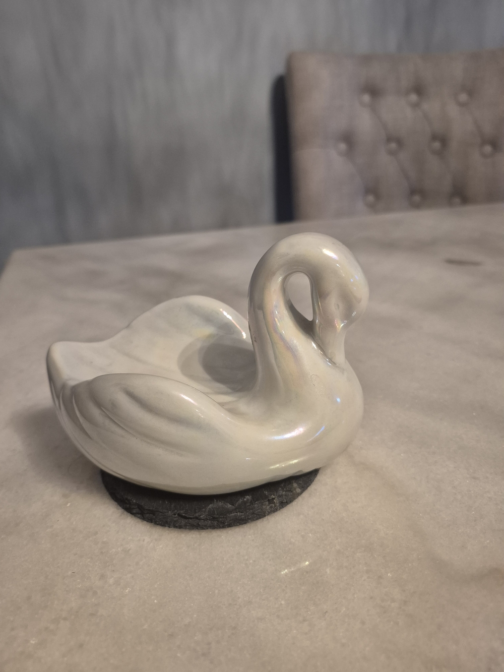 Vintagw Ceramic Swan Trinket Dish - White Iridescent